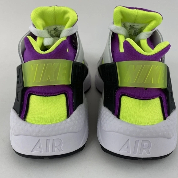 Nike Wmns Air Huarache 'Magenta' Sneakers Size 8.5 NWOT MSRP $120 - Picture 7 of 9